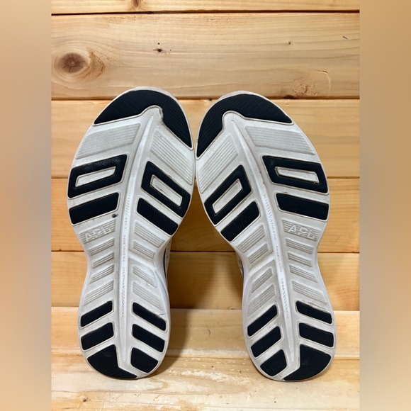 APL Techloom Phantom Gray Black Running Athletic Sneakers - Womens size 6 - Picture 4 of 7